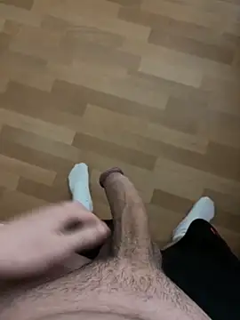 Snapshot of cook907920 chatting on 11-20-25, 12:44 cook907920 online show from 11-20-25, 12:44