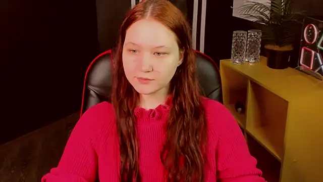 Snapshot of Ruby_Dark chatting on 09-19-25, 06:15 Ruby Dark online show from 09-19-25, 06:15