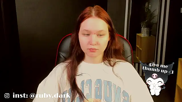 Snapshot of Ruby_Dark chatting on 10-08-25, 05:49 Ruby Dark online show from 10-08-25, 05:49