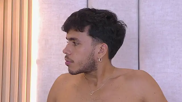 AlexanderJordan online show from 11-12-25, 01:06