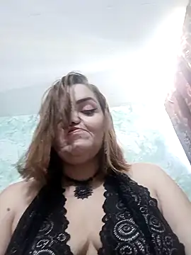 MayaLuna1 online show from 10-19-25, 04:51