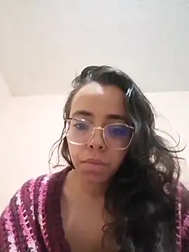 Snapshot of BarbaraLeython1 chatting on 11-07-25, 03:39 BarbaraLeython1 online show from 11-07-25, 03:39