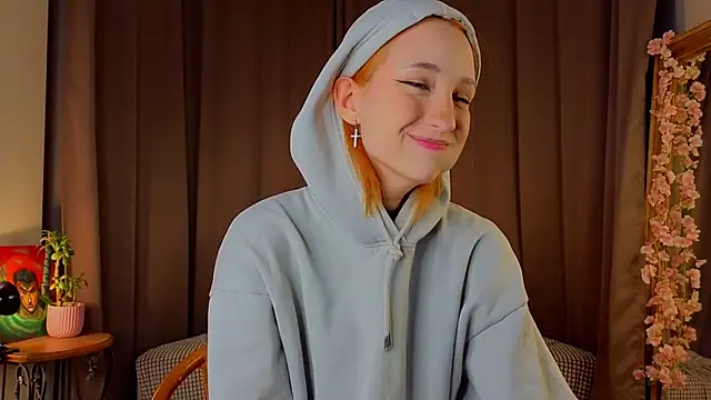 MaryroseRoeder online show from 10-19-25, 02:45