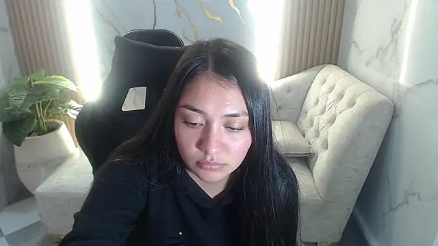 Ivony18 b online show from 10-16-25, 08:15