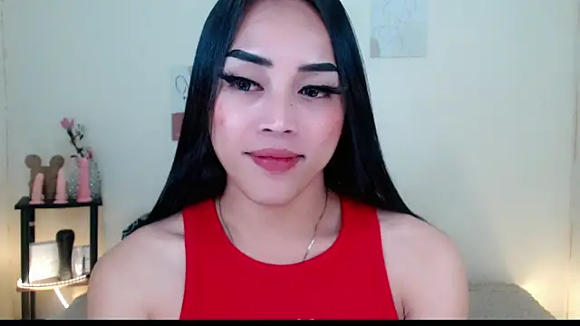 Snapshot of Lessandra_Lust chatting on 11-19-25, 03:23 Lessandra Lust online show from 11-19-25, 03:23