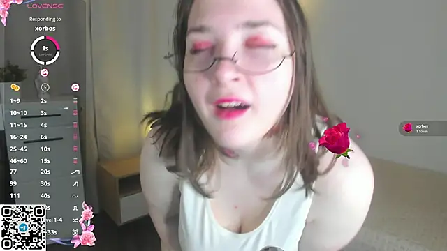 LakeshiaVodopich online show from 10-03-25, 08:55