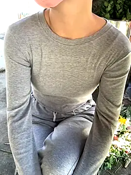 Tieuvi 18 online show from 11-14-25, 01:48