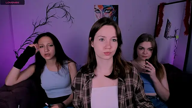 veronica bubble online show from 11-22-25, 08:19