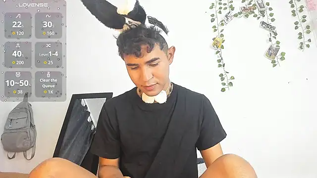 cute sammy 1 online show from 11-05-25, 07:47