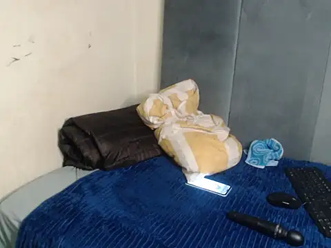 Tyllorsavage online show from 09-26-25, 02:15