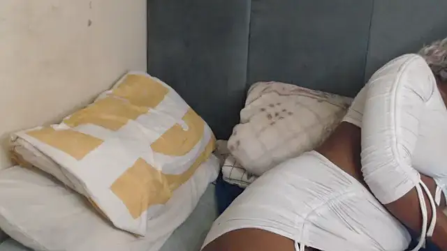 Tyllorsavage online show from 10-25-25, 07:08