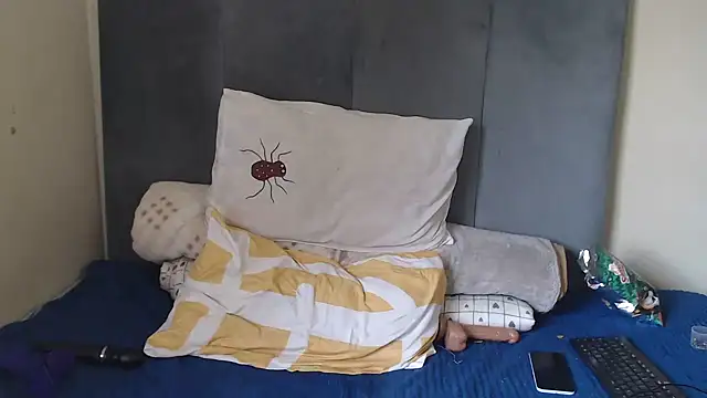 Tyllorsavage online show from 10-27-25, 09:02