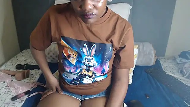 Tyllorsavage online show from 11-01-25, 06:32