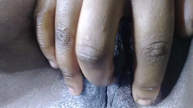 Tyllorsavage online show from 11-08-25, 04:34