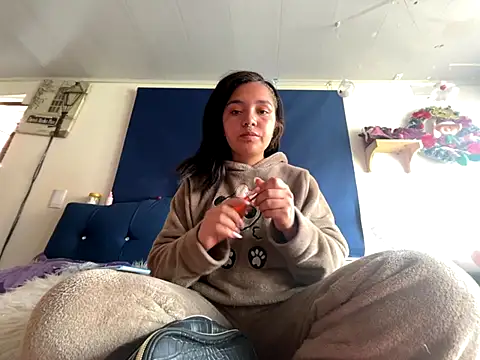 amanne misa online show from 12-15-25, 06:56