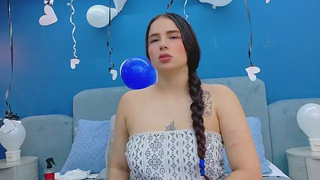 Ashley Evans22 online show from 10-11-25, 04:27