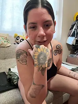 LaGueraDelMar online show from 10-23-25, 04:28