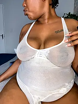 Snapshot of fatpussydallx chatting on 09-22-25, 04:03 fatpussydallx online show from 09-22-25, 04:03