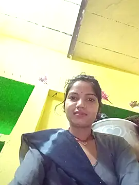 Snapshot of Seema_guptaji chatting on 10-18-25, 07:14 Seema guptaji online show from 10-18-25, 07:14
