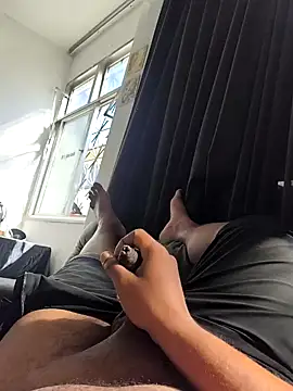 Snapshot of Marinheiro96 chatting on 10-27-25, 11:25 Marinheiro96 online show from 10-27-25, 11:25