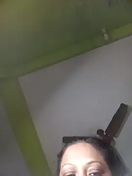 Snapshot of KITTUAAA chatting on 11-17-25, 06:24 KITTUAAA online show from 11-17-25, 06:24