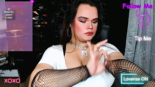 xHugeHarleySelfsuckerx online show from 10-13-25, 12:54