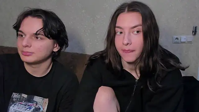 muuur fam online show from 10-12-25, 10:20