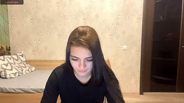 TianaWidell online show from 01-17-26, 02:11