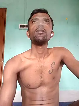 Snapshot of ShinuRoy chatting on 01-18-26, 06:06 ShinuRoy online show from 01-18-26, 06:06