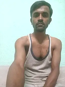 Snapshot of ShinuRoy chatting on 02-19-26, 07:32 ShinuRoy online show from 02-19-26, 07:32