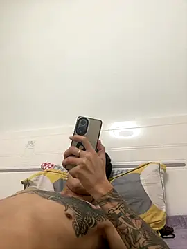 Snapshot of YJBJ258258 chatting on 11-09-25, 12:58 YJBJ258258 online show from 11-09-25, 12:58