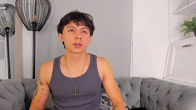 Snapshot of Tyler_durten chatting on 10-14-25, 03:07 Tyler durten online show from 10-14-25, 03:07