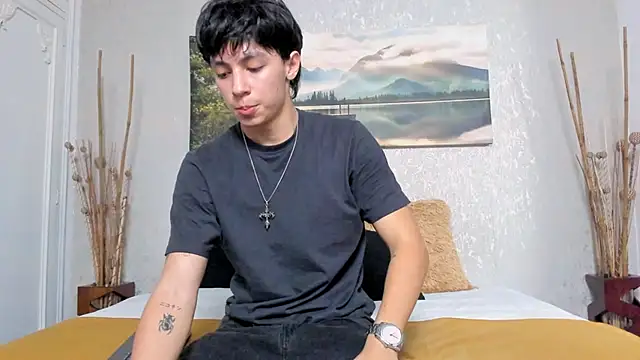 Snapshot of Tyler_durten chatting on 10-19-25, 03:07 Tyler durten online show from 10-19-25, 03:07