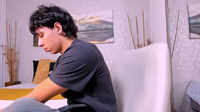 Snapshot of Tyler_durten chatting on 10-25-25, 03:47 Tyler durten online show from 10-25-25, 03:47