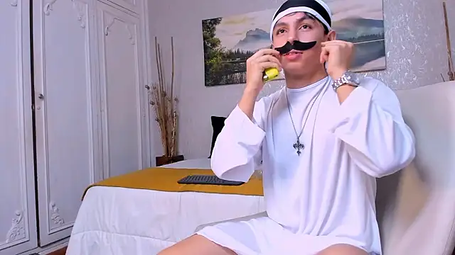 Snapshot of Tyler_durten chatting on 10-28-25, 03:10 Tyler durten online show from 10-28-25, 03:10