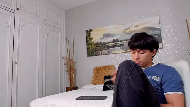 Snapshot of Tyler_durten chatting on 11-07-25, 03:06 Tyler durten online show from 11-07-25, 03:06