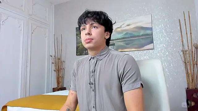 Snapshot of Tyler_durten chatting on 11-09-25, 03:16 Tyler durten online show from 11-09-25, 03:16