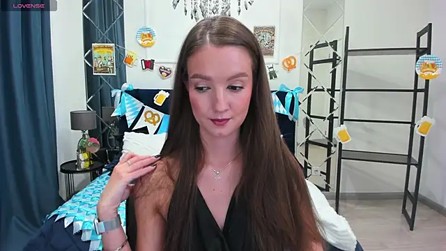 LoraSunnyy online show from 10-03-25, 08:11