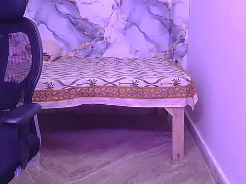 Its-ishikaa online show from 12-19-25, 05:25