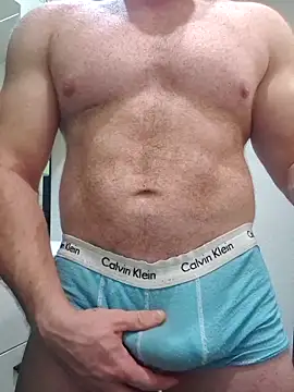 AlphaGymMale online show from 10-30-25, 03:46