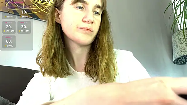 Snapshot of velina__ chatting on 10-12-25, 06:01 velina online show from 10-12-25, 06:01