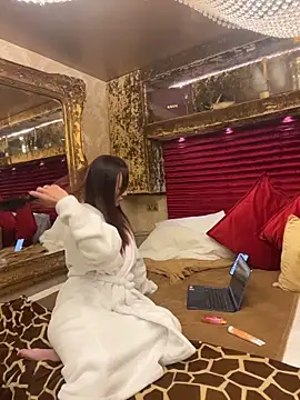 69sexylife online show from 12-17-25, 04:46