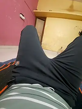 Snapshot of choot_paglu chatting on 09-17-25, 06:15 choot paglu online show from 09-17-25, 06:15