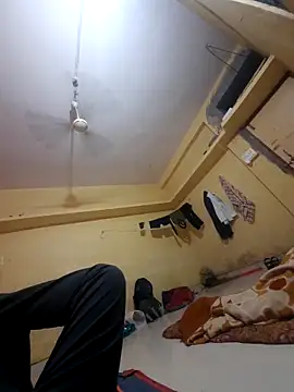 Snapshot of choot_paglu chatting on 11-01-25, 05:26 choot paglu online show from 11-01-25, 05:26