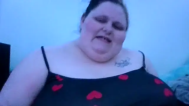 Snapshot of bigmamavirgo01 chatting on 09-15-25, 06:19 bigmamavirgo01 online show from 09-15-25, 06:19