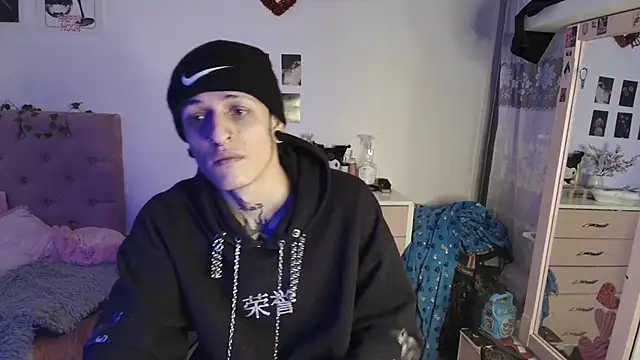 2cyboy  online show from 10-08-25, 08:28