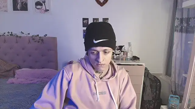 2cyboy  online show from 10-13-25, 07:36