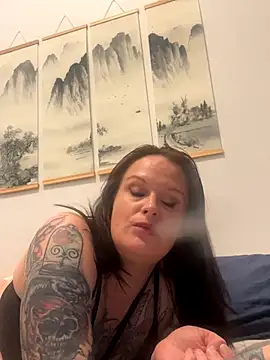 Snapshot of sinfful-secrets@xh chatting on 12-02-25, 04:46 sinfful-secretsxh online show from 12-02-25, 04:46