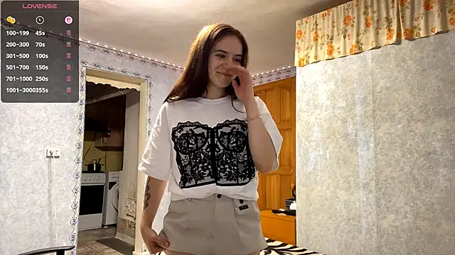 Lia rise online show from 10-22-25, 05:24