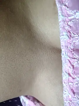 Snapshot of Hot_pooja55 chatting on 02-06-26, 07:23 Hot pooja55 online show from 02-06-26, 07:23